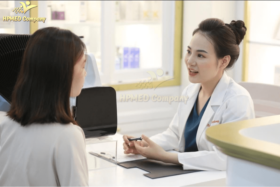 Tư vấn và kiểm tra tình trạng da