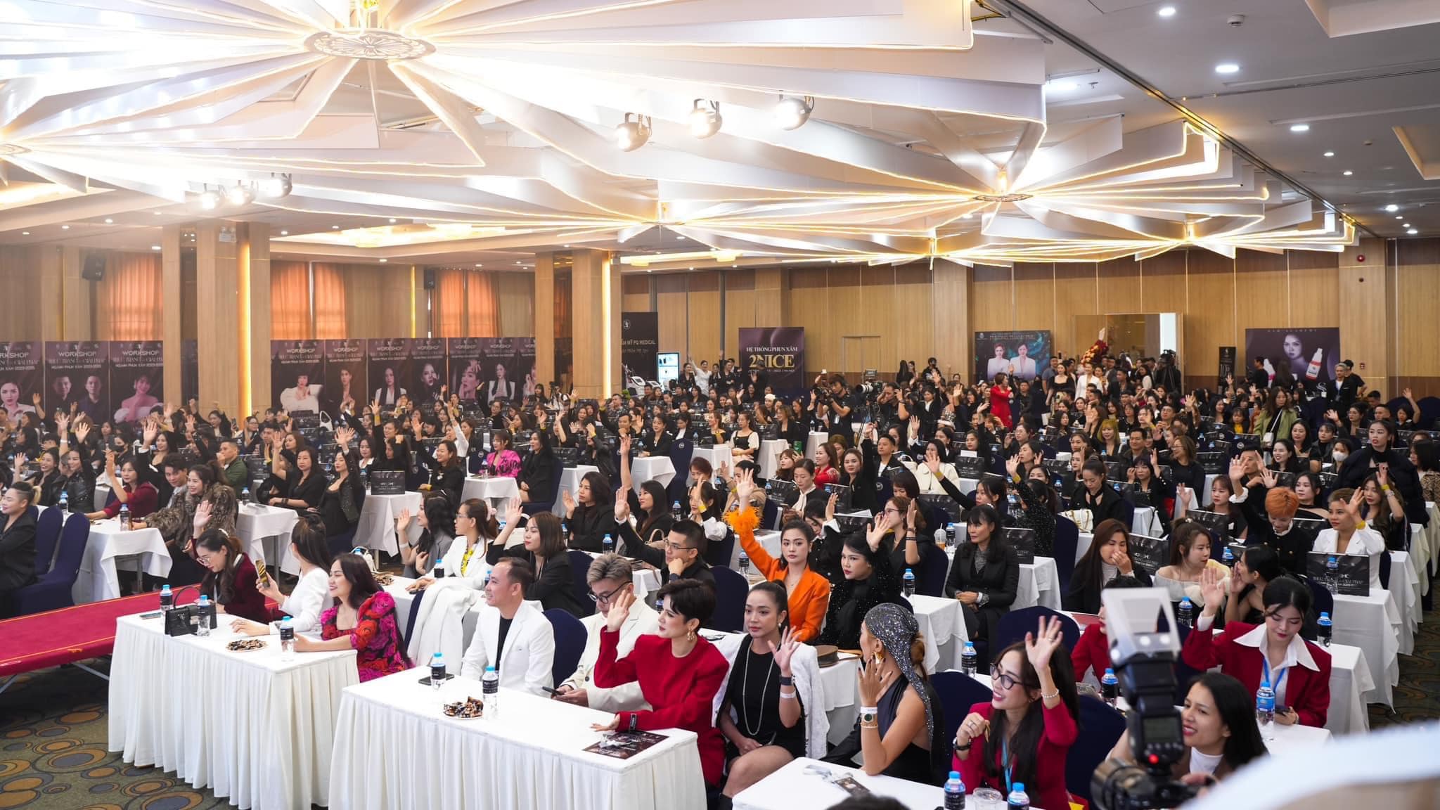 HPMED Trong Sự Kiện Phun Xăm Group 3T Lớn Nhất Việt Nam ⭐ 2 HPMED Trong Sự Kiện Phun Xăm Group 3T Lớn Nhất Việt Nam - 02