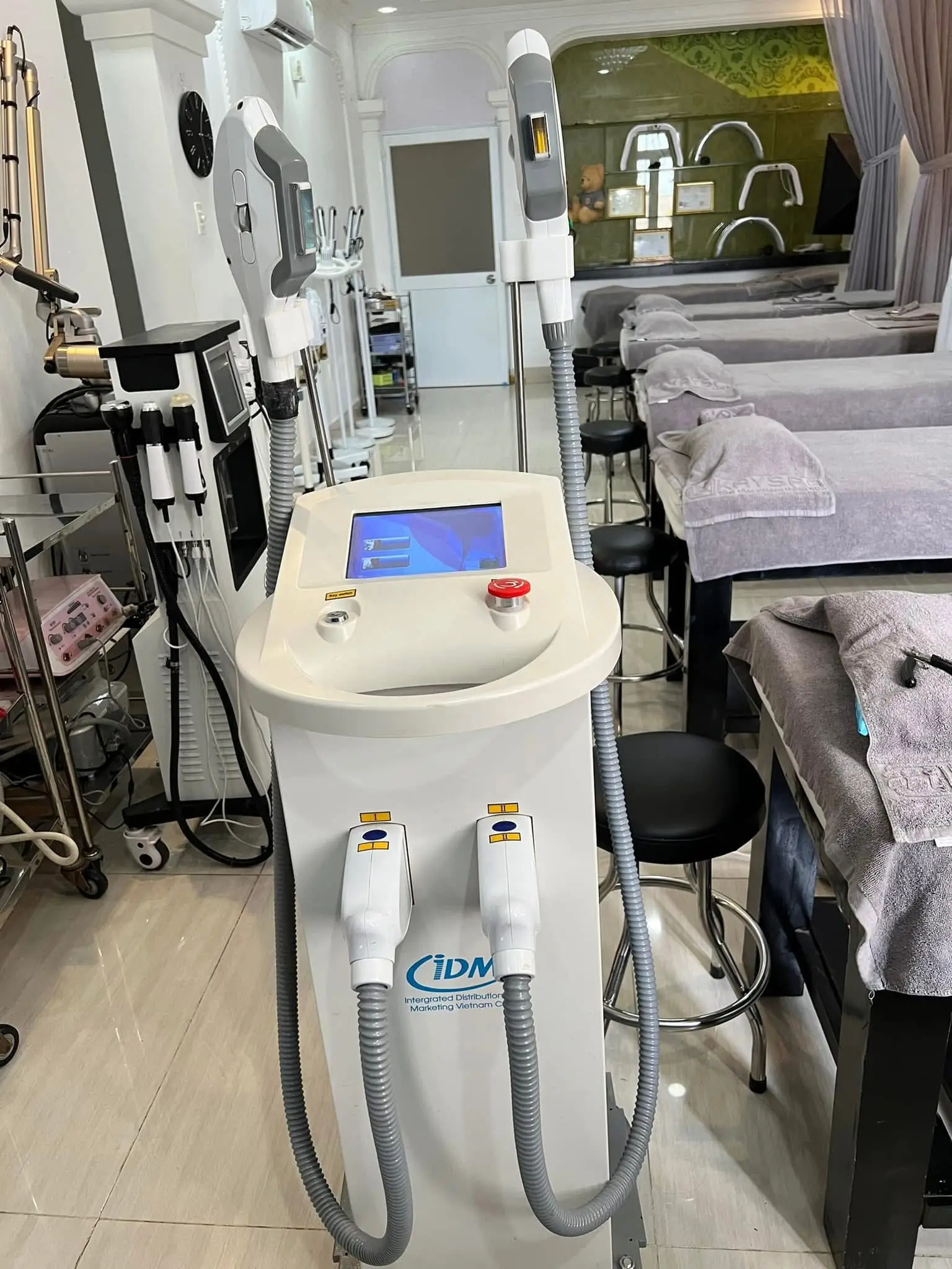 Sửa máy triệt lông hoà bình Sửa máy triệt lông hoà bình